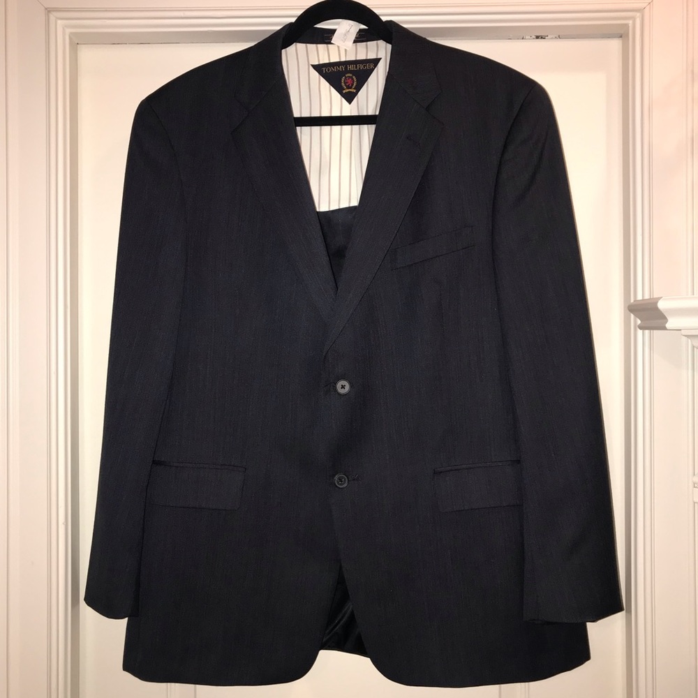 Tommy Hilfiger Men’s 100% wool Suit